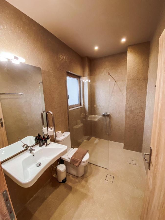 Mani Luxury Suites And Studios In Gytheio With Private Pools Kültér fotó