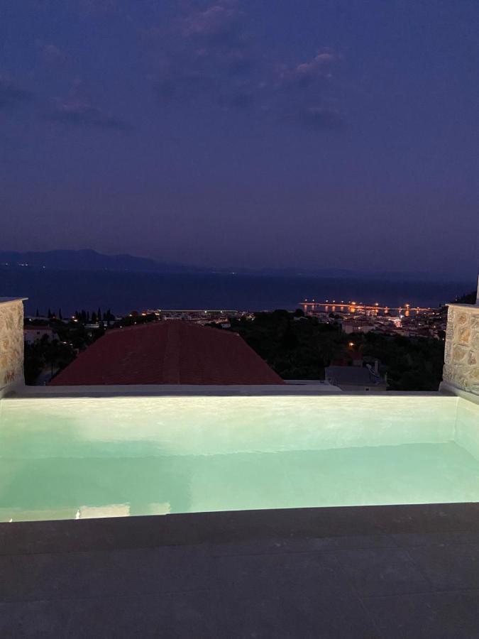 Mani Luxury Suites And Studios In Gytheio With Private Pools Kültér fotó