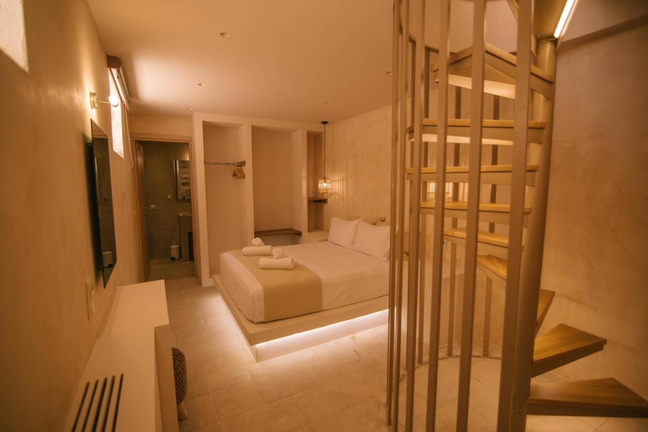Mani Luxury Suites And Studios In Gytheio With Private Pools Kültér fotó