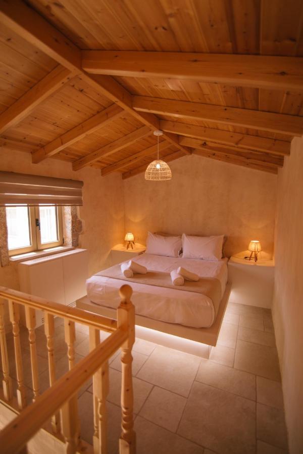 Mani Luxury Suites And Studios In Gytheio With Private Pools Kültér fotó